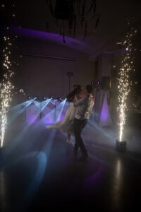 Accueil 58 Mariage de Meghan et Sébastien - photographe de mariage à Liège (49)